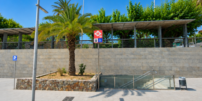 Metro L1 Plaza de la Vila